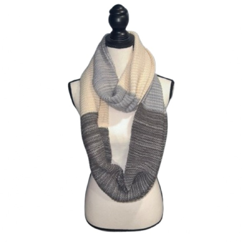CALIA- Gray and Cream Knit Infinity Scarf